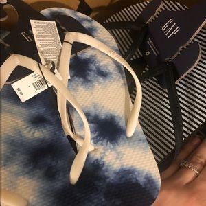 Size 9 Women’s Gap Flip Flops